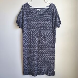 Extra Touch Size 1X Gray Patterned Sweater Dress